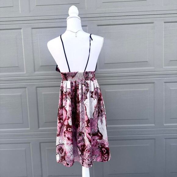 BCBG Maxazria Vintage Size Medium Beautiful Waist Snatching Flowy Dress - Picture 4 of 4